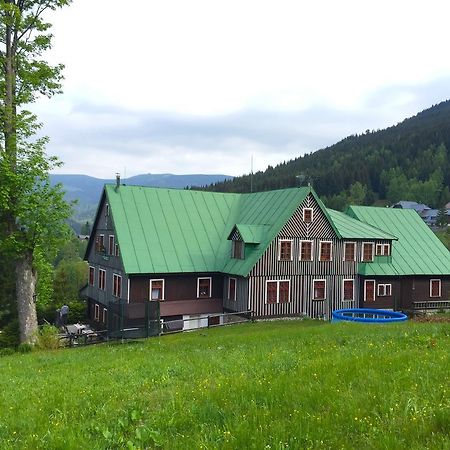 Pension Lucerna Špindlerŭv Mlýn Exteriér fotografie