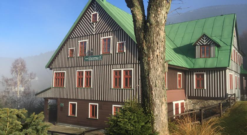Pension Lucerna Špindlerŭv Mlýn Exteriér fotografie